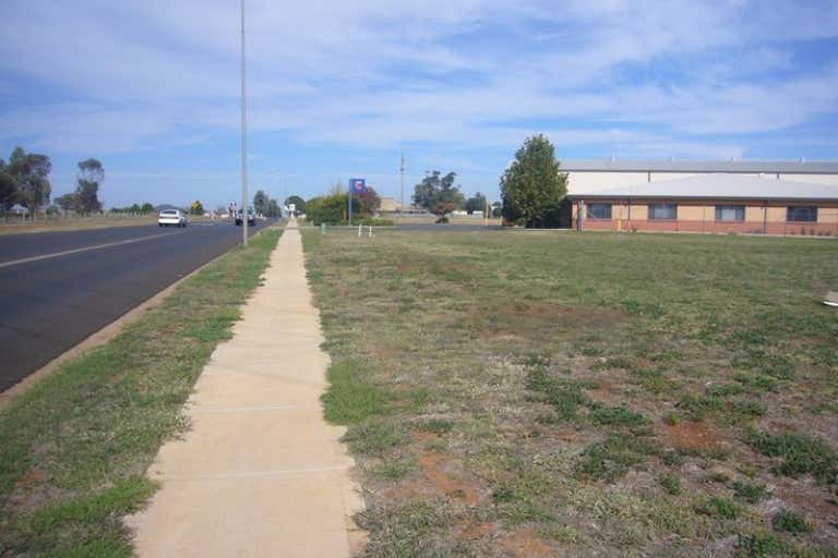 41 Sheraton Road Dubbo NSW 2830 - Image 2