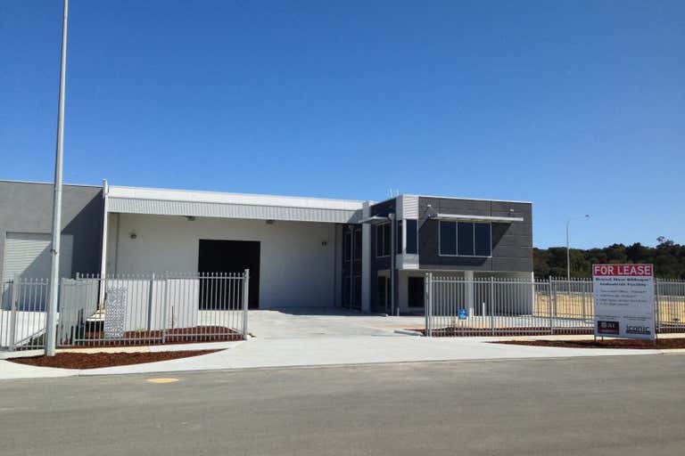 5 Blaze Road Wangara WA 6065 - Image 1