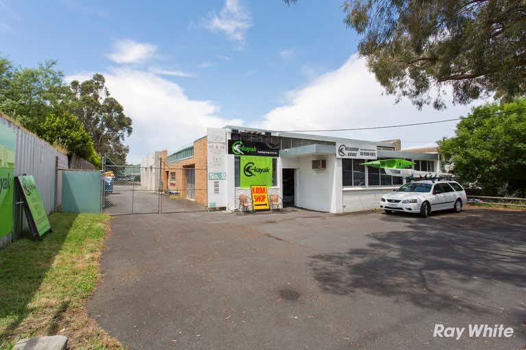 3/2 Aristoc Rd Glen Waverley VIC 3150 - Image 1