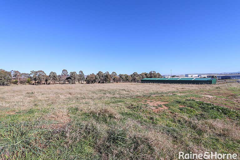 42 Hampden Park Road Kelso NSW 2795 - Image 2