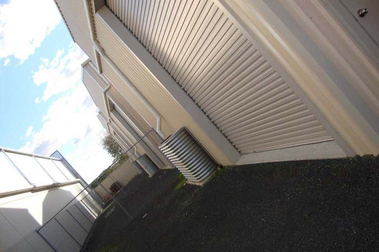 Unit 2, 8 Amsterdam Circuit Wyong NSW 2259 - Image 4