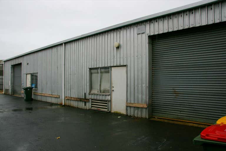 Unit 6, 90 King Road East Bunbury WA 6230 - Image 4