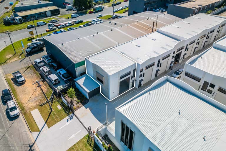 7/5 Bailey Crescent Southport QLD 4215 - Image 1