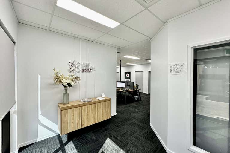 Suite 3, 60 Ingham Road West End QLD 4810 - Image 4