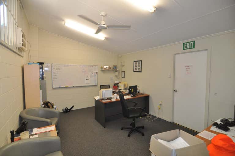 Unit 1, 45 Plume Street South Townsville QLD 4810 - Image 4