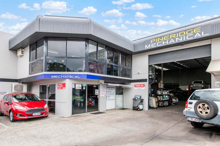 689 Pine Ridge Road Biggera Waters QLD 4216 - Image 3