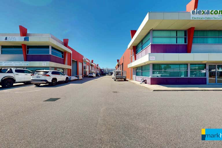 6/8 Hurley Street Canning Vale WA 6155 - Image 1