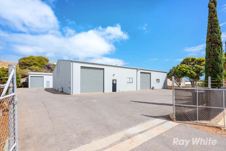 16 Baker Street Geraldton WA 6530 - Image 4