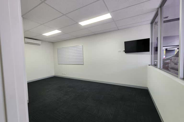 3/10 Lakewood Boulevard Carrum Downs VIC 3201 - Image 4