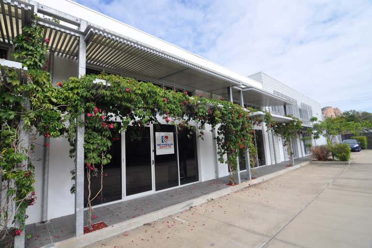 Suite 5, 5-7 Barlow Street South Townsville QLD 4810 - Image 2