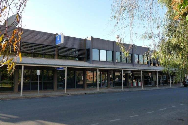 Unit 2 / Level 1, 644 Dean St Albury NSW 2640 - Image 1