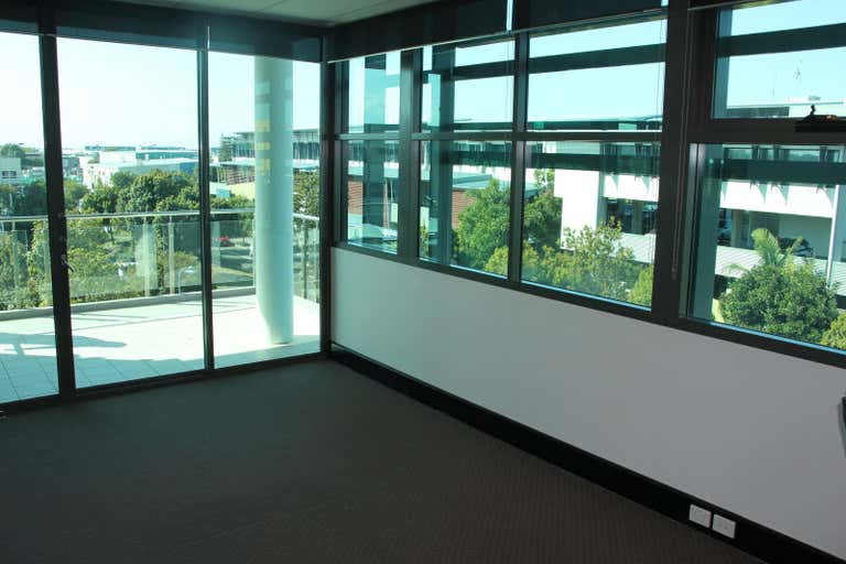 1/4-6 Innovation Parkway Birtinya QLD 4575 - Image 2