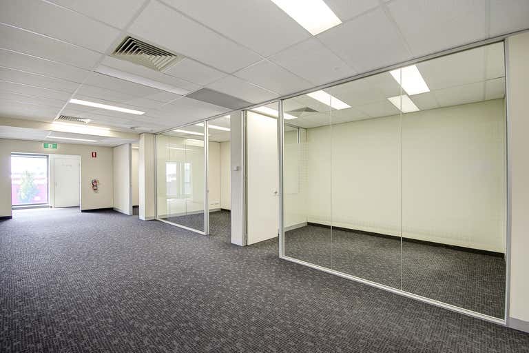 Office 18/240 Pakington Street Geelong West VIC 3218 - Image 2