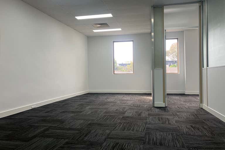 3/293 Bay Street Brighton VIC 3186 - Image 2