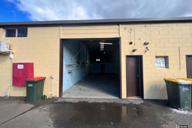 2/5 Lawson Crescent Coffs Harbour NSW 2450 - Image 2