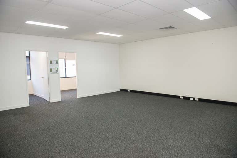 3/20-28 Caterpillar Drive Paget QLD 4740 - Image 4