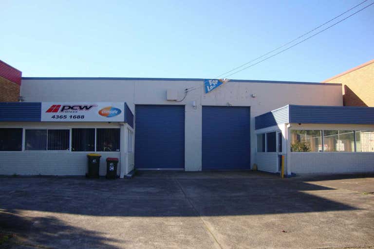 Unit 2, 15 Bonnal Road Erina NSW 2250 - Image 2