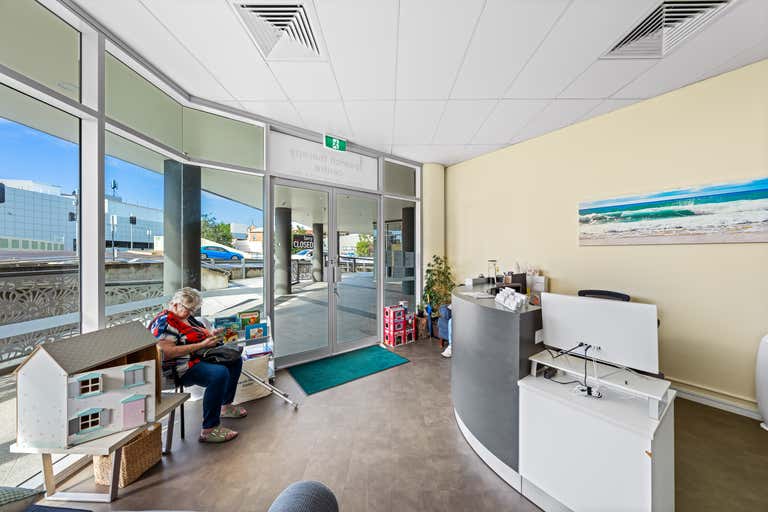 11 Ellenborough Street Ipswich QLD 4305 - Image 2