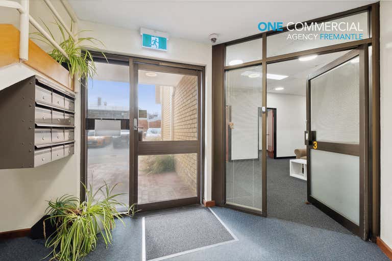 3/18 Parry Street Fremantle WA 6160 - Image 1