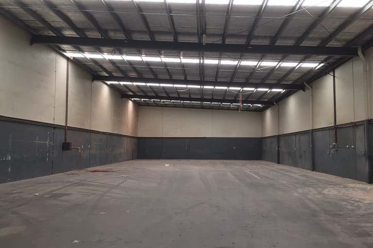 2/5 Merri Concourse Campbellfield VIC 3061 - Image 2