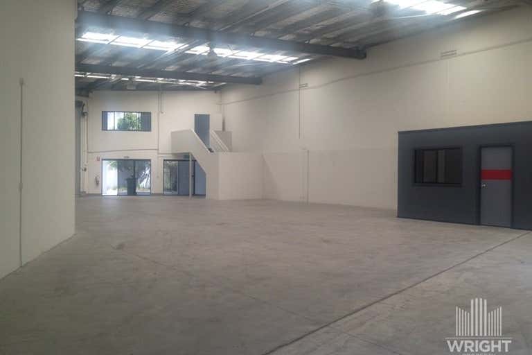 Unit 4, 481 Scottsdale Drive Varsity Lakes QLD 4227 - Image 2