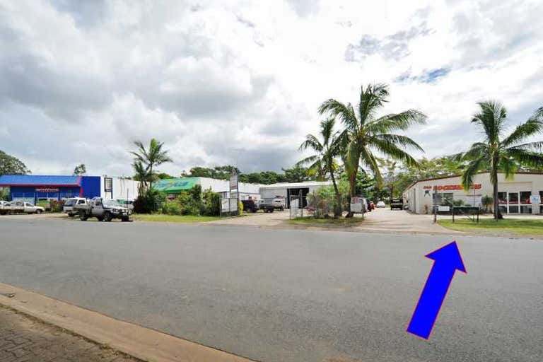 Unit 5, 22 William Murry Drive Cannonvale QLD 4802 - Image 2