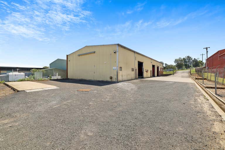 62  Railway Street Bomaderry NSW 2541 - Image 4