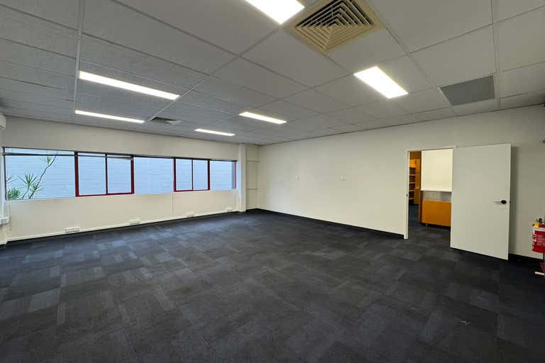 15/1 Newspaper Place Maroochydore QLD 4558 - Image 4