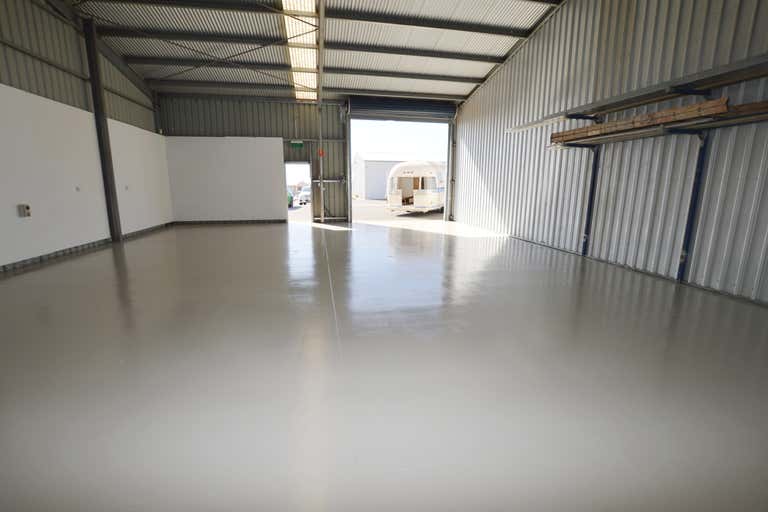 Unit 1 / 15 Shearer Drive Seaford SA 5169 - Image 4