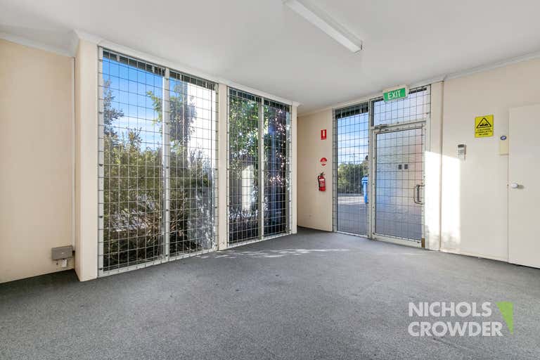 5B Sahra Grove Carrum Downs VIC 3201 - Image 3