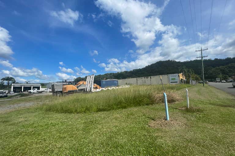 1 Theresa Drive Mossman QLD 4873 - Image 3