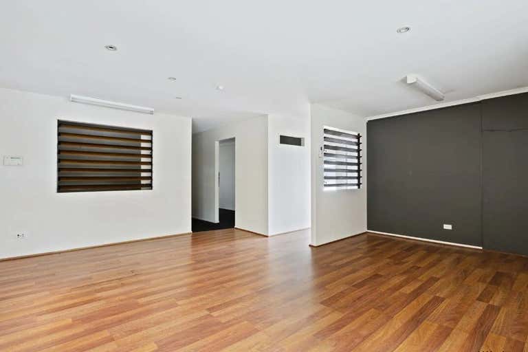 2563 Gold Coast Highway Mermaid Beach QLD 4218 - Image 1