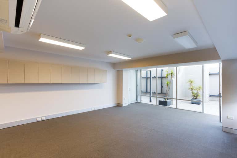 Suite 201/46-48 East Esplanade Manly NSW 2095 - Image 2