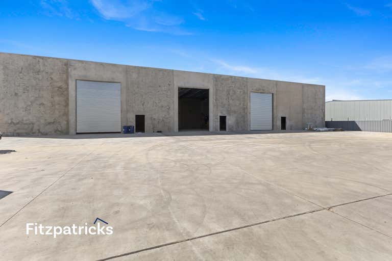 Unit 3, 7 Hovell Street Wagga Wagga NSW 2650 - Image 3