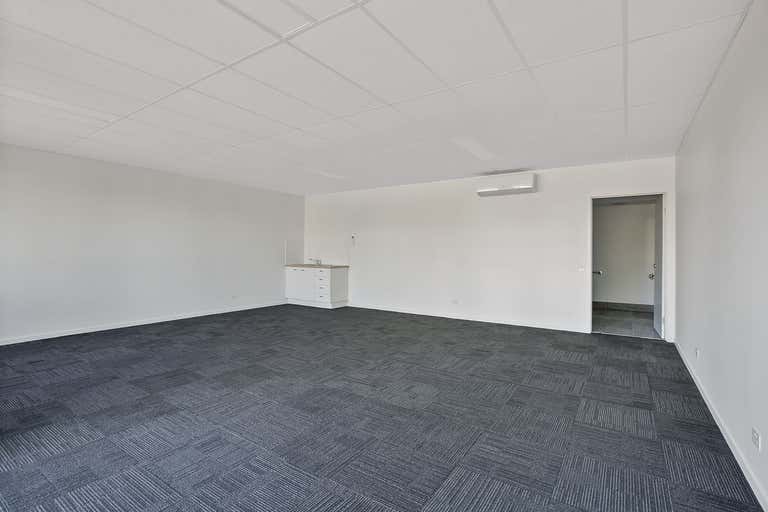 2/18  Sunshine Cove Way Maroochydore QLD 4558 - Image 2