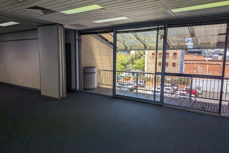 Under Offer, 2/147 Currie Street Adelaide SA 5000 - Image 4