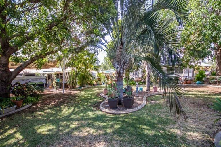 84 Fourth Avenue Parkside QLD 4825 - Image 2