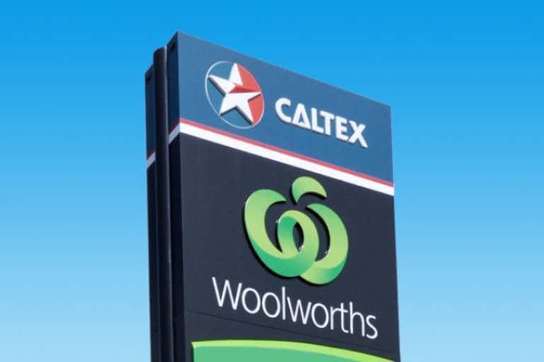 Woolworths Caltex, 115 Mann Street (Cnr. Bent Street) Nambucca Heads NSW 2448 - Image 1