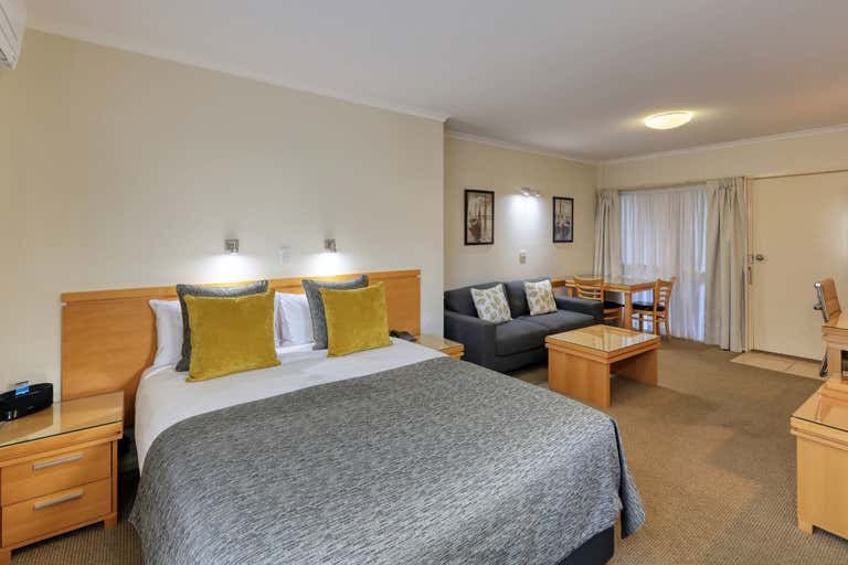 Quality Inn Swan Hill, 394-398 Campbell Street Swan Hill VIC 3585 - Image 3