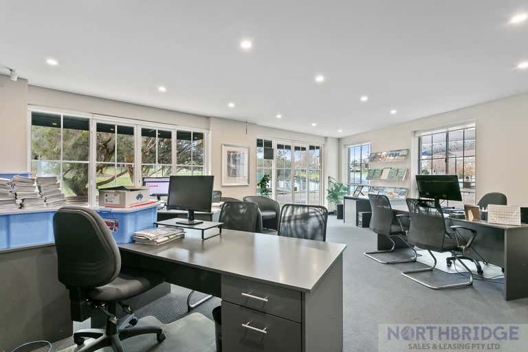 1/32 Eastbrook Terrace East Perth WA 6004 - Image 2