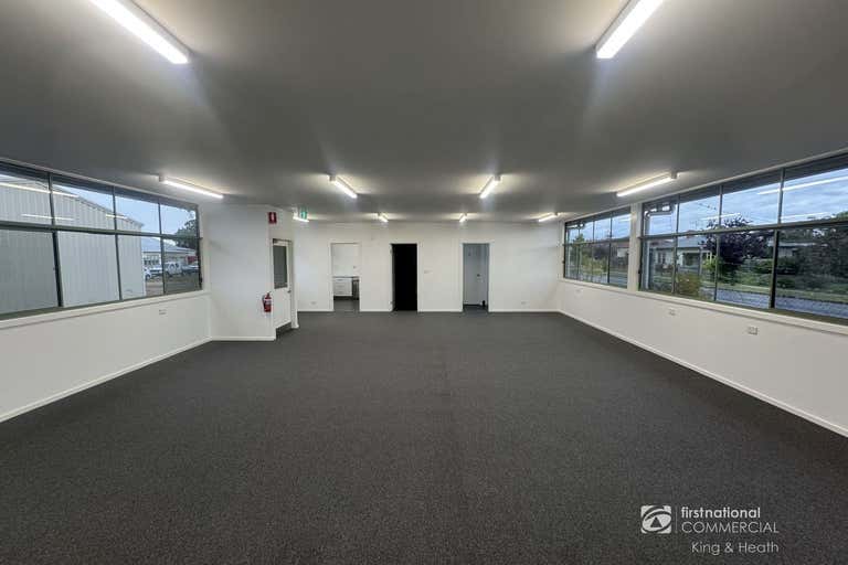 1/193 Macleod Street Bairnsdale VIC 3875 - Image 2