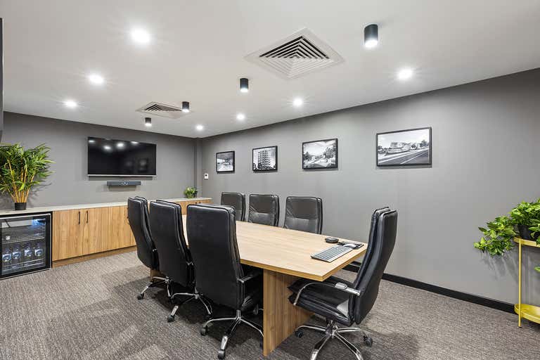 Modern Open Plan Office, 34/42 Bundall Road Bundall QLD 4217 - Image 2