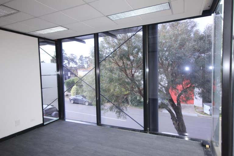 Whole Building, 5 Molan Street Ringwood VIC 3134 - Image 3