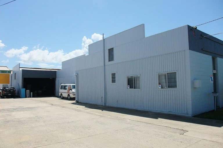 Unit 3a, 2 Lawson Crescent Coffs Harbour NSW 2450 - Image 2