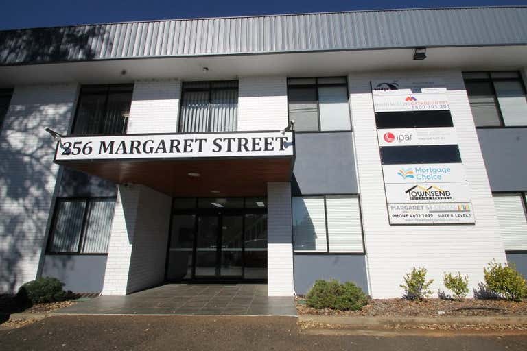 1/256 Margaret Street Toowoomba City QLD 4350 - Image 4