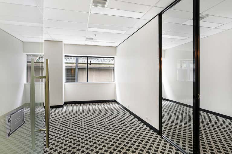 216/1 Queens Road Melbourne VIC 3004 - Image 1