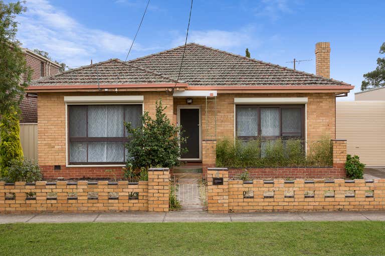 4 Salisbury Street Werribee VIC 3030 - Image 2