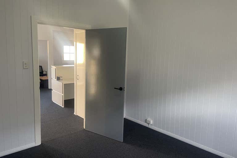 5a Clairmont Street Newtown QLD 4350 - Image 4