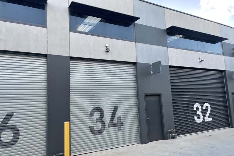 34 Rosie Place Altona VIC 3018 - Image 2