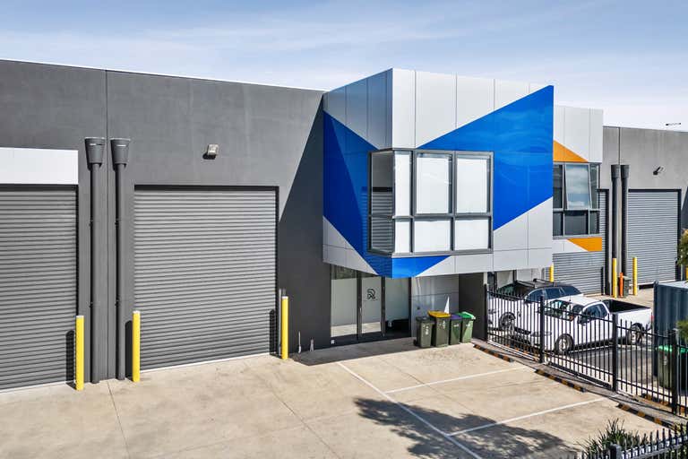 2/17 Churchill Street Williamstown VIC 3016 - Image 1